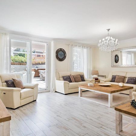 Sitges Spaces Mediterranean Apartments 5 Bedrooms, 4 Bathrooms, 75M2 Terrace, Centre Sitges- Sleeps 11 外观 照片