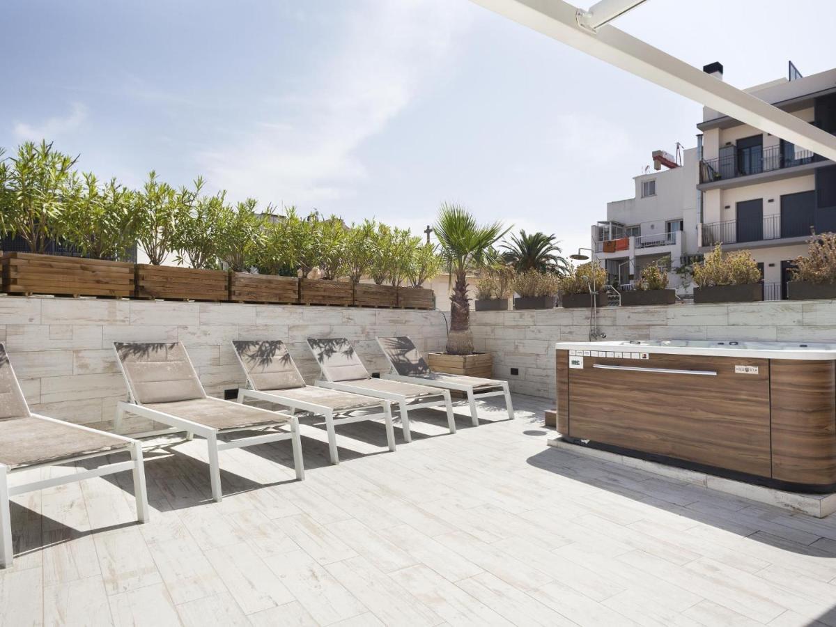 Sitges Spaces Mediterranean Apartments 5 Bedrooms, 4 Bathrooms, 75M2 Terrace, Centre Sitges- Sleeps 11 外观 照片