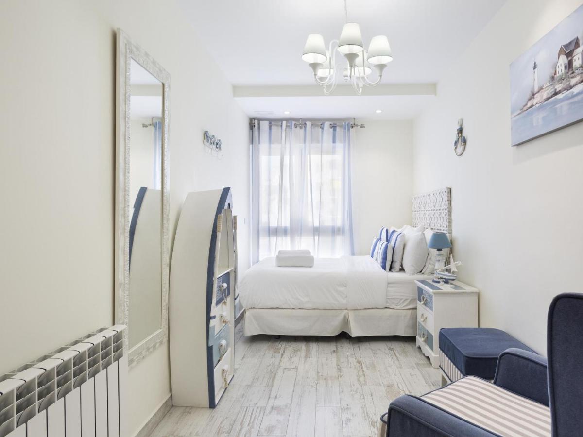 Sitges Spaces Mediterranean Apartments 5 Bedrooms, 4 Bathrooms, 75M2 Terrace, Centre Sitges- Sleeps 11 外观 照片